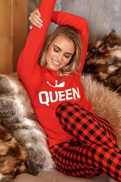 Printed red pyjama set for real Queen
