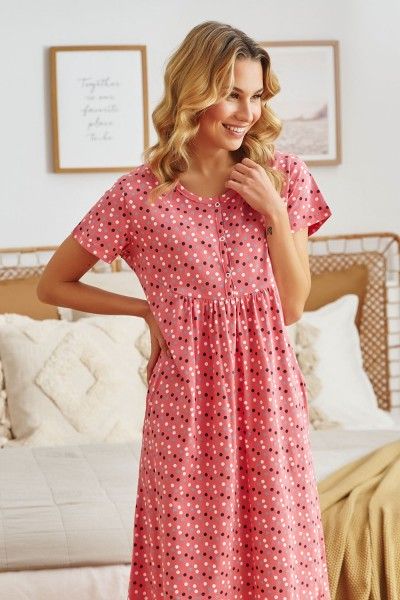 Long nightgown in coral color