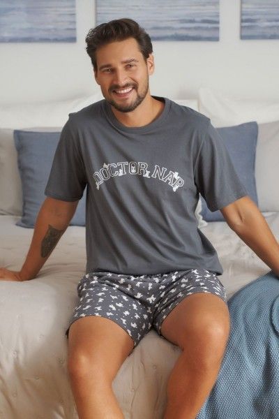 Herrenpyjama mit Shorts